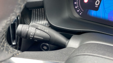 Volvo XC40 2.0 B3P Ultimate Dark 5dr Auto Petrol Estate